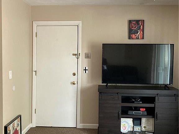 2nd image of 6 Stonehenge Dr Unit 311