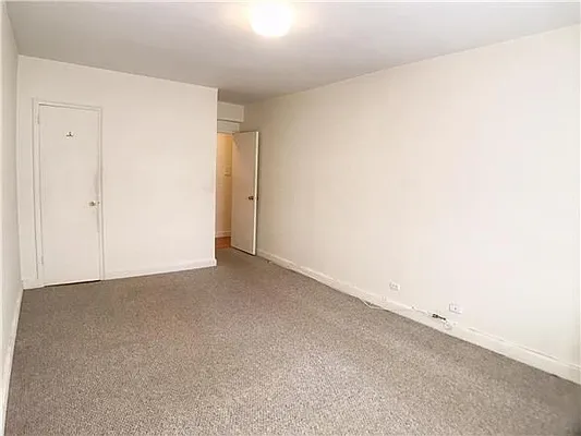 Rented by Century 21 Metropolitan | media 25