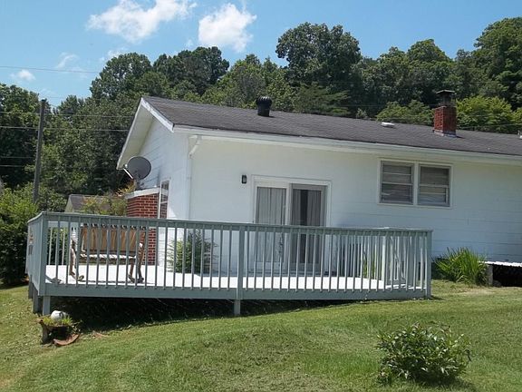 5th image of 164 Mountain Dr
