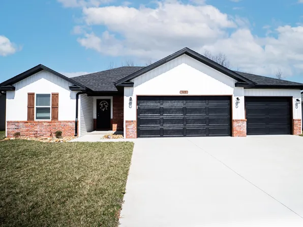 305 E Rosalie Street, Strafford, MO 65757