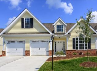 117 Spring Blossom Cir, Beaver Falls, PA 15010