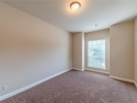 4th image of 6208 Empresa Dr