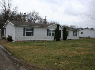 15 Stevy Ln, Frazeysburg, OH 43822