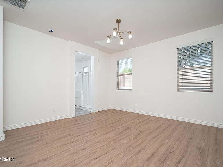 18338 W Getty Dr — Photo 13