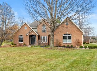 3184 Wyndwicke Dr, Saint Joseph, MI 49085