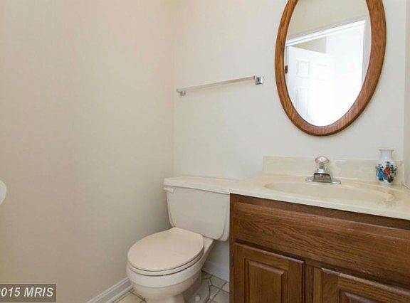 3rd image of 2208 Kempton Park Cir
