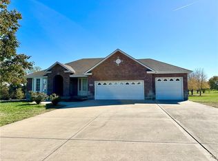 505 Winslow Dr, Raymore, MO 64083