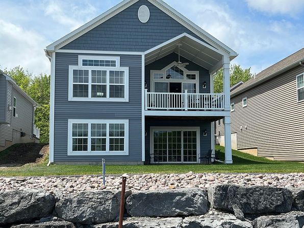 148 Harbour Town