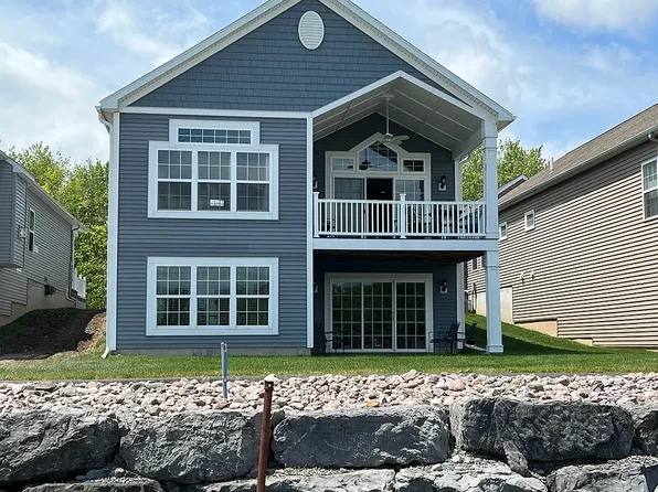 148 Harbour Town, Bridgeport, NY 13030