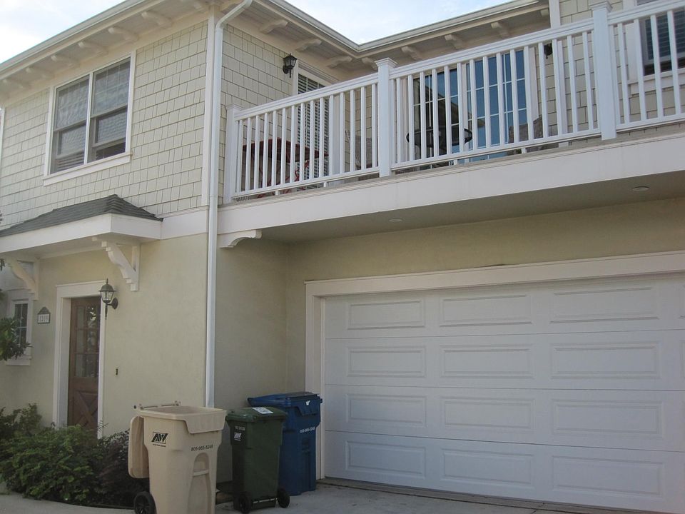 2 Car Garage/Patio
