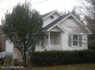 218 Clover Ln, Saint Matthews, KY 40207