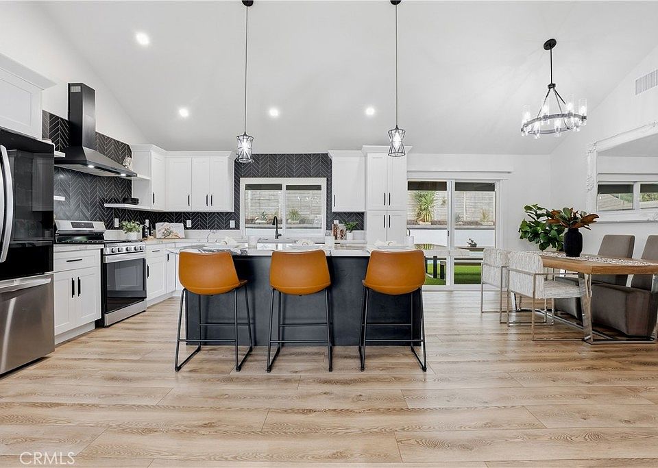 1st image of 26485 Avenida Deseo