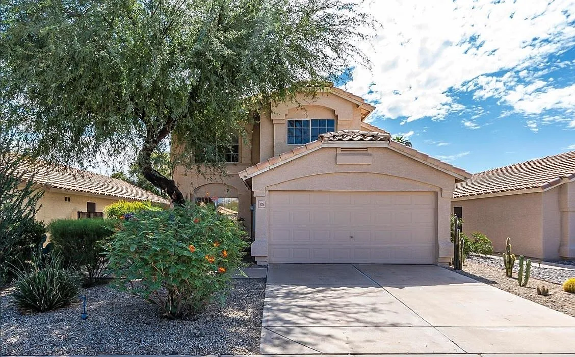 1135 W Macaw Dr — Photo 1
