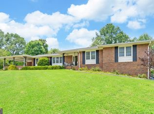 182 Valley Rd, Toccoa, GA 30577