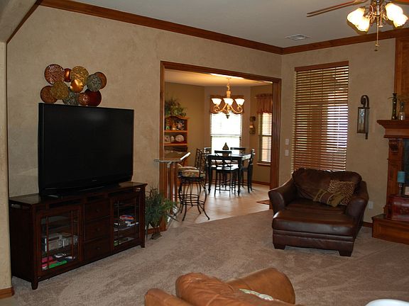 4th image of 9025 Wheatland Dr