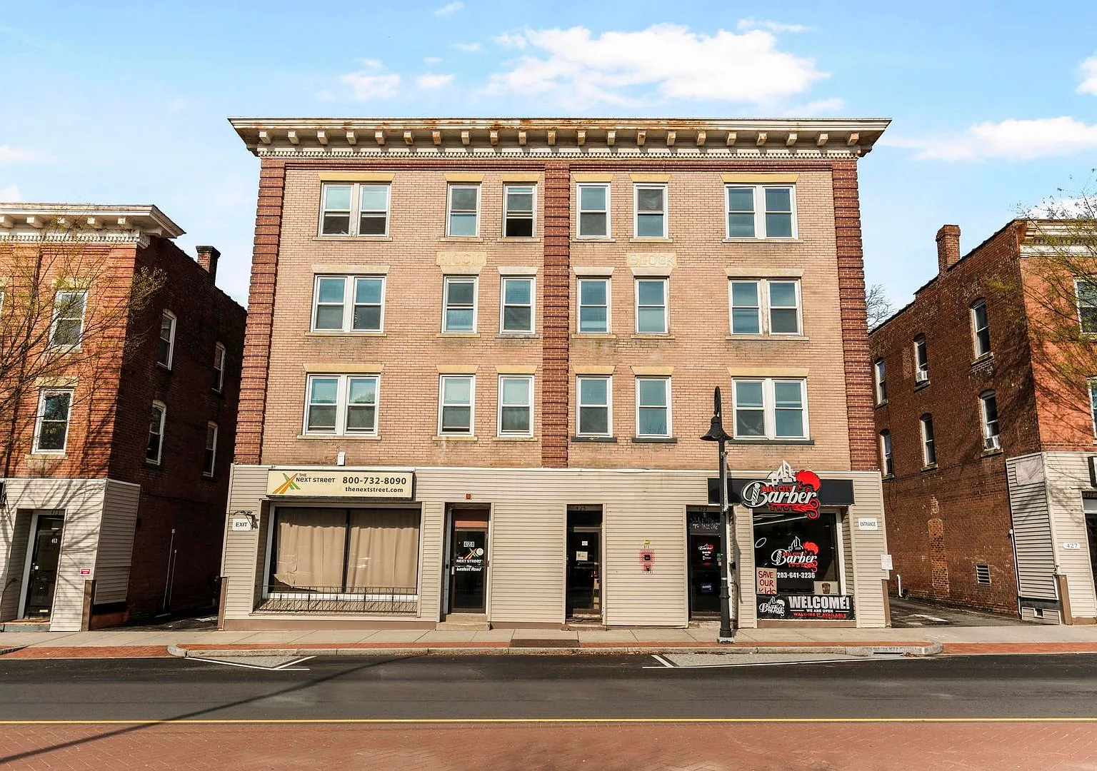 Fully Renovated 2-Bedroom Apartment | Heat & Hot Water Included — Photo 1
