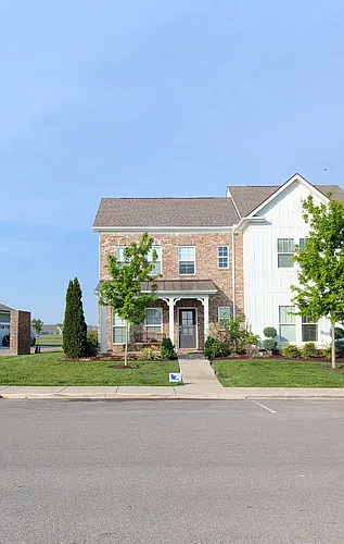 531 Farmstead Ln Photo 1