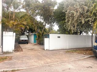 671 E 17th St, Hialeah, FL 33010