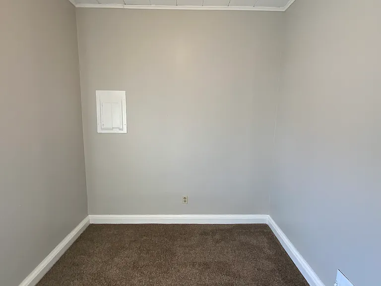 1725 John Ave — Photo 28