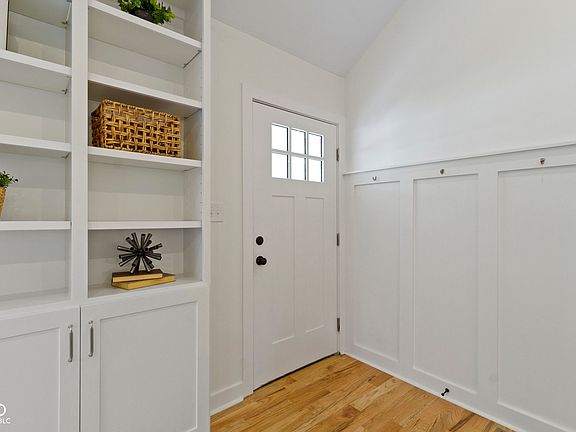 5th image of 4725 Boulevard Pl