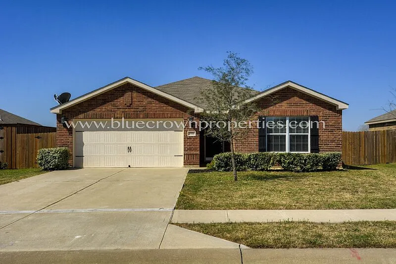3 bed, 2.0 bath, 1663 sqft, $1,750 — Photo 1