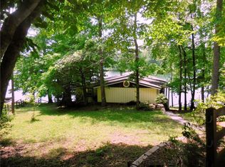 251 Nature Ln, Mountain Rest, SC 29664