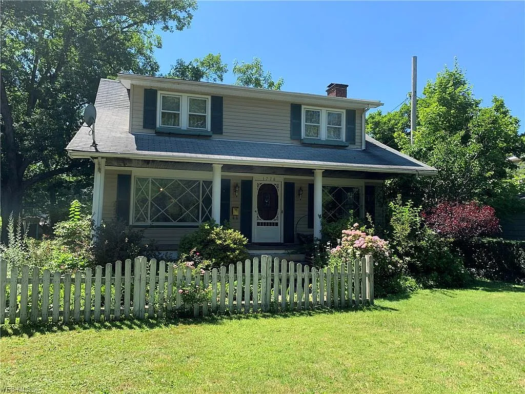 1778 Wilton Rd photo 1