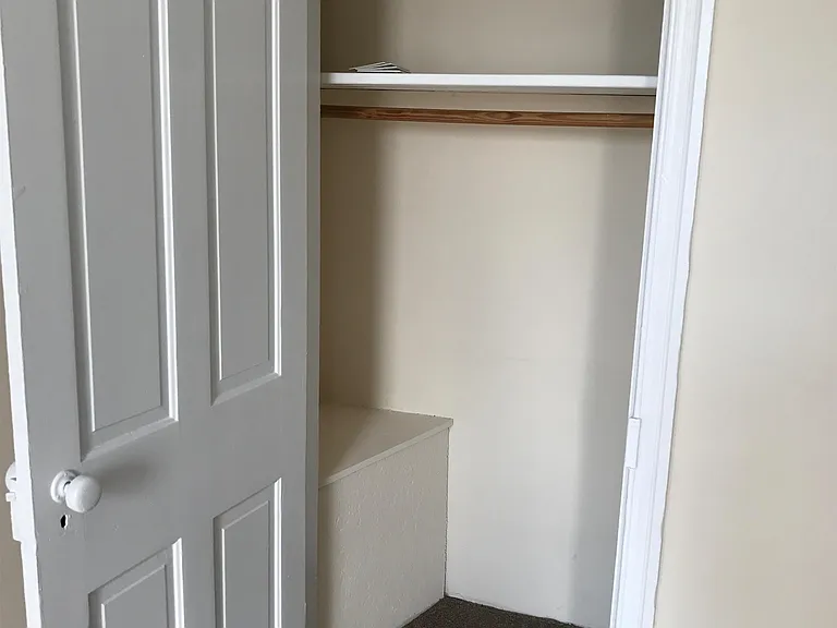 5205 Ridge Ave #B — Photo 12