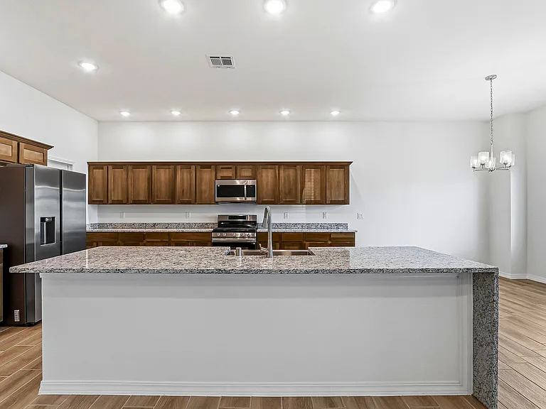 14329 Steve Joyce Pkwy — Photo 9