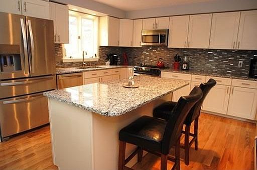 2nd image of 73 Lafayette Dr