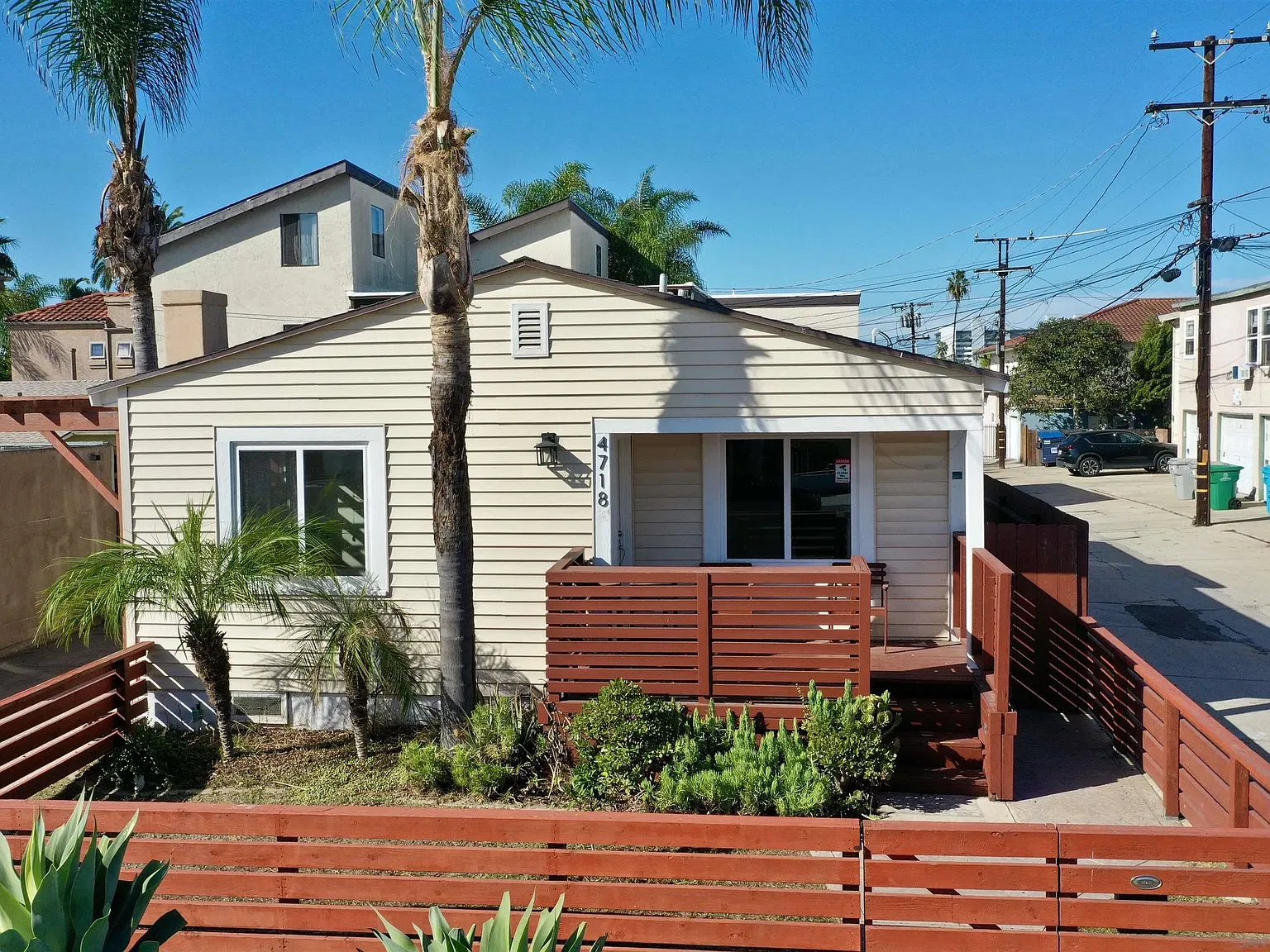 3 bed, 1.5 bath, 1040 sqft, $6,000 — Photo 1