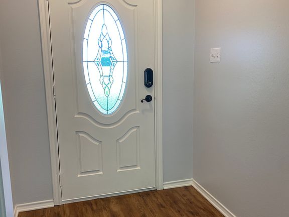 4th image of 5606 Cliffwood Dr