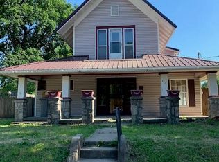 311 Adams St, Neosho, MO 64850