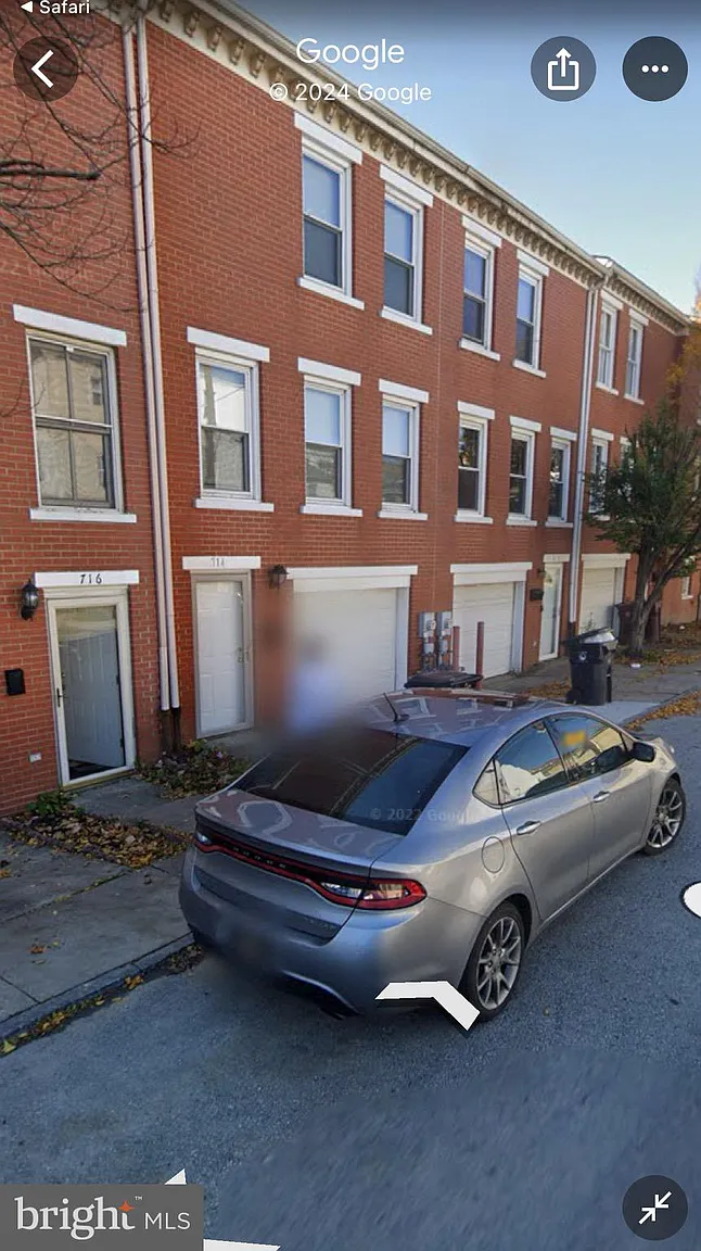 716 Curlett St photo 1