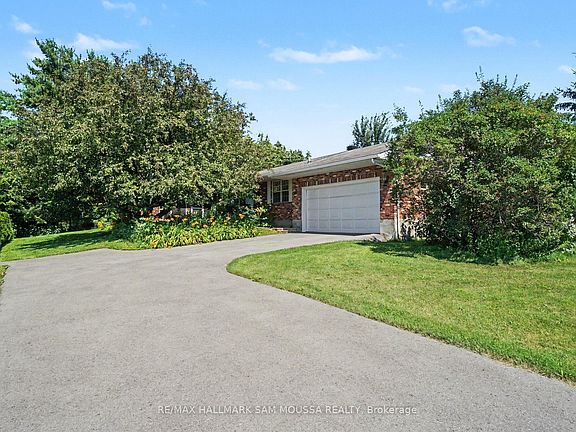 2nd image of 118 Juanita Ave