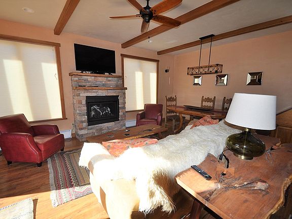 Livingroom/diningroom