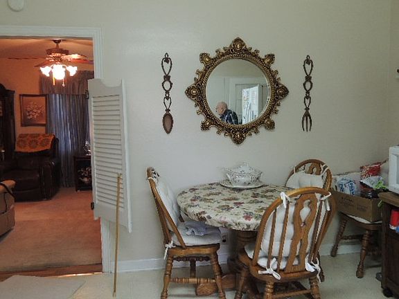 5th image of 501 Highland St