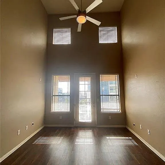 2505 San Gabriel St #605 — Photo 4