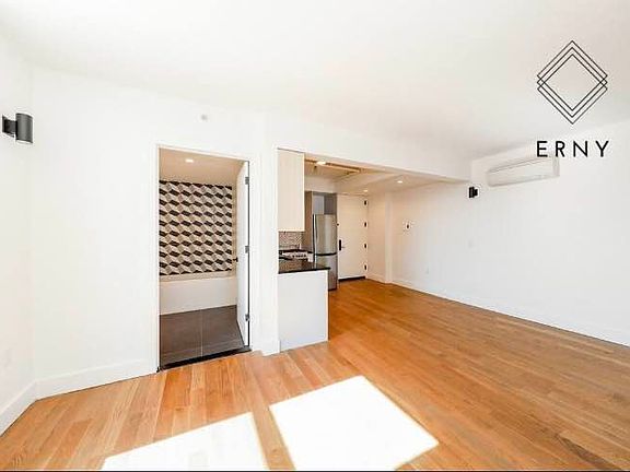 3rd image of 319 E 19th St #4G