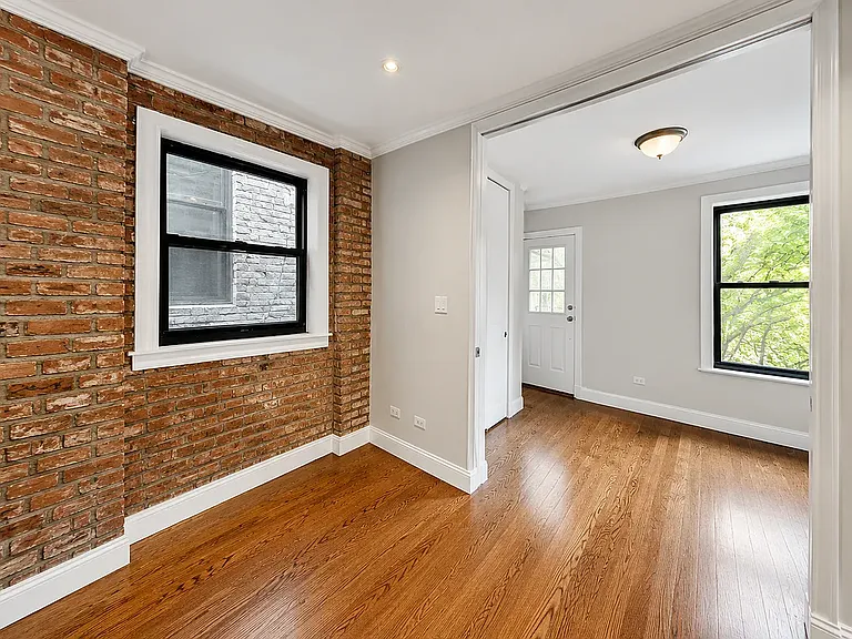 438 W 52nd St #8A — Photo 2