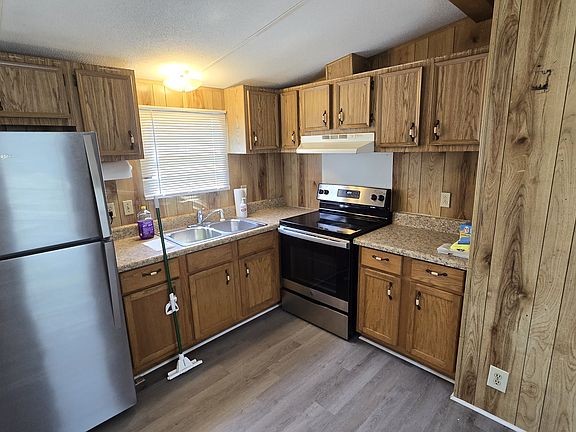 3rd image of 381 Swansboro Loop Rd #2A