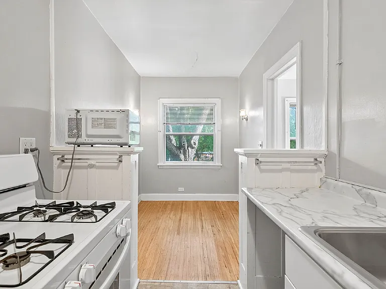 2103 Harriet Ave #203 — Photo 1
