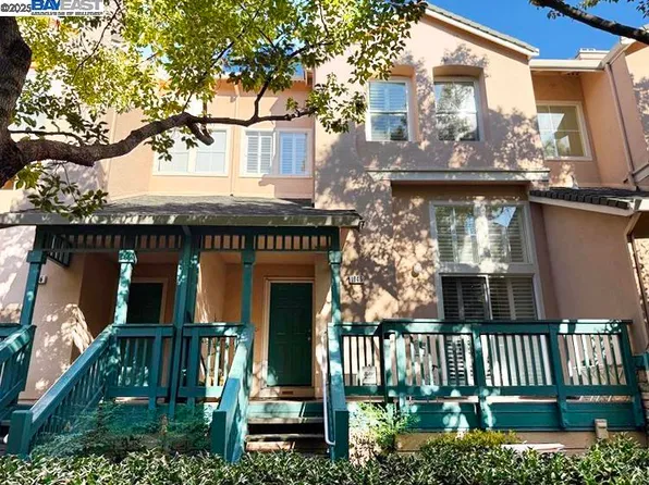 1046 Dolphin Cmn, Fremont, CA 94536