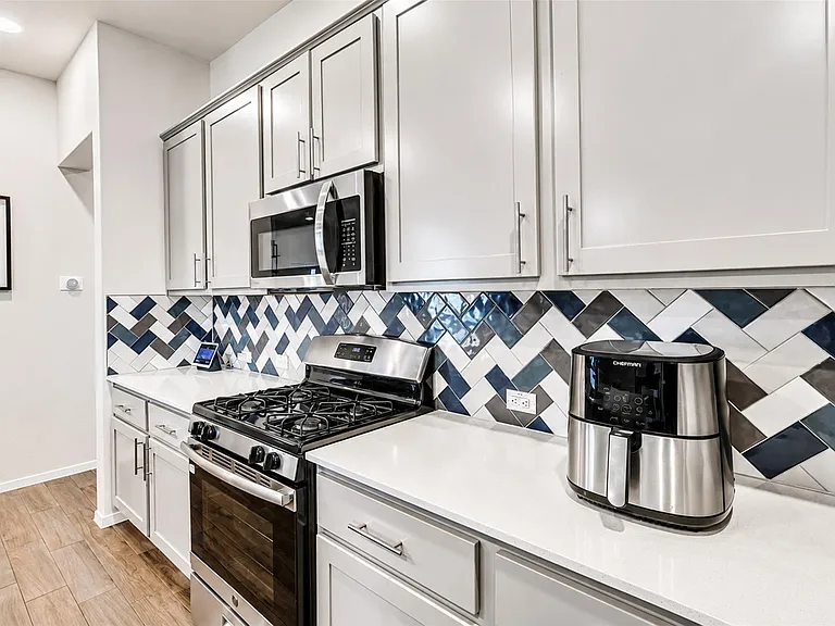 13701 Ronald W Reagan Blvd #34 — Photo 19