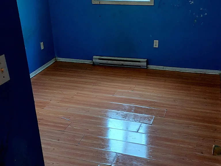 303 Killaly St W — Photo 12