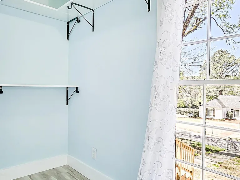 4033 Lucerne Dr SE — Photo 15