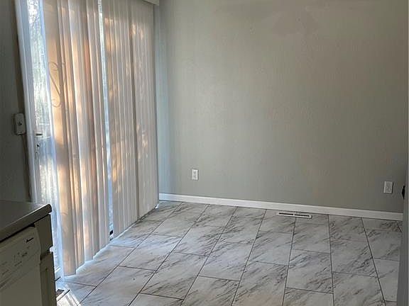 5th image of 5415 S Benton Ave