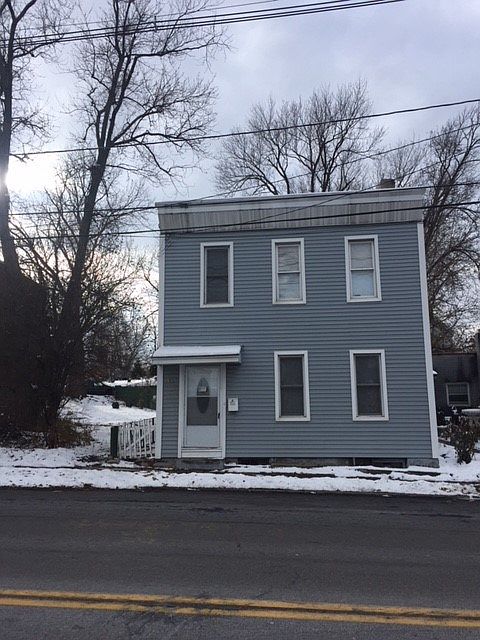 1st image of 44 Quassaick Ave