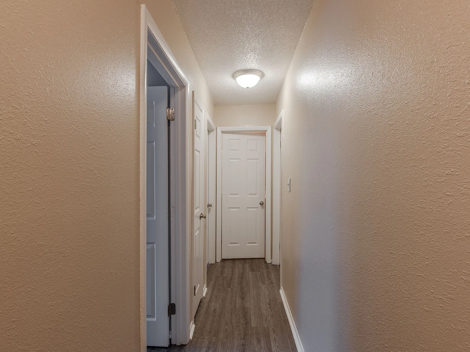 Sanford Estates — Photo 3