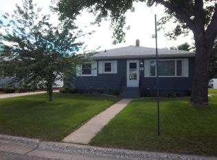 1211 7th Ave SE, Jamestown, ND 58401